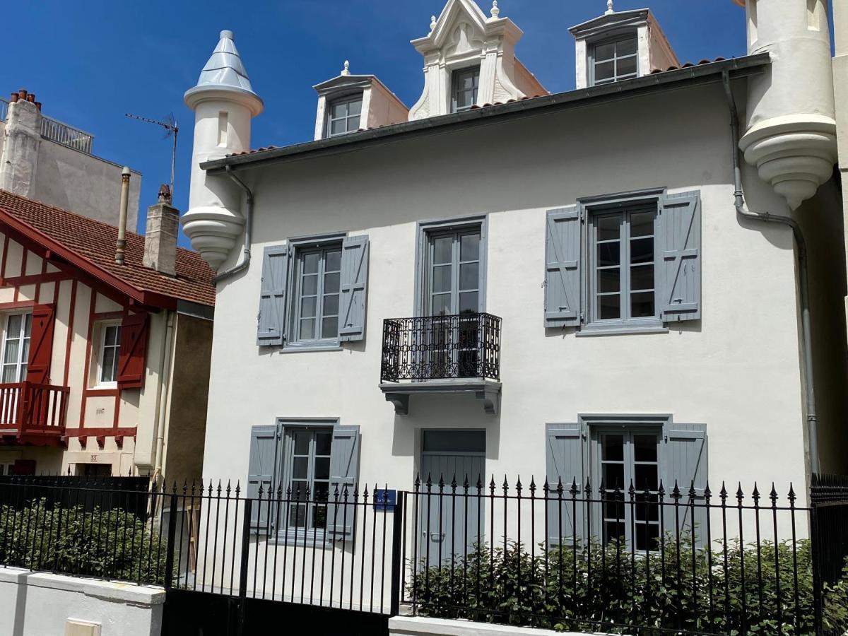 Hotel Les Tourelles Biarritz Exterior foto